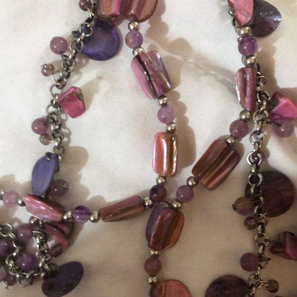 Shell Necklace and Earrings Set - Picture 8 of 11